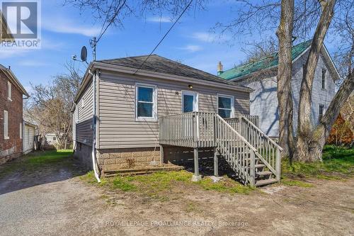38 Oak Street, Belleville (Belleville Ward), ON - Outdoor