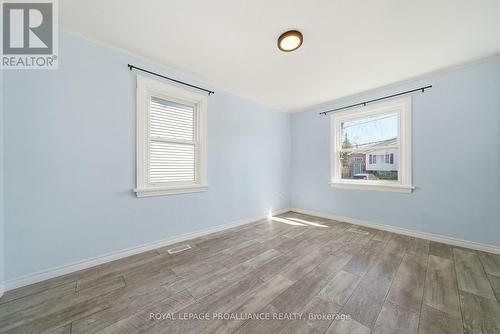 38 Oak Street, Belleville (Belleville Ward), ON - Indoor Photo Showing Other Room