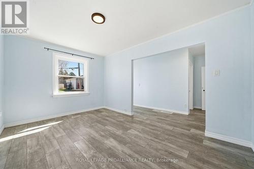 38 Oak Street, Belleville (Belleville Ward), ON - Indoor Photo Showing Other Room