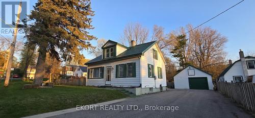 4 SOUTH STREET S  Prince Edward County (Picton Ward), ON K0K 2T0