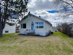 753 Kings Hwy Fort Frances, ON P9A 2X3