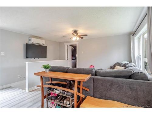 9 Mcleod Lane, Lincoln, NB 