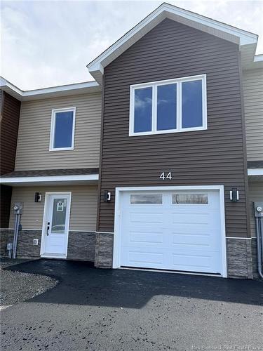 44 Ocean Dr, Saint John, NB 