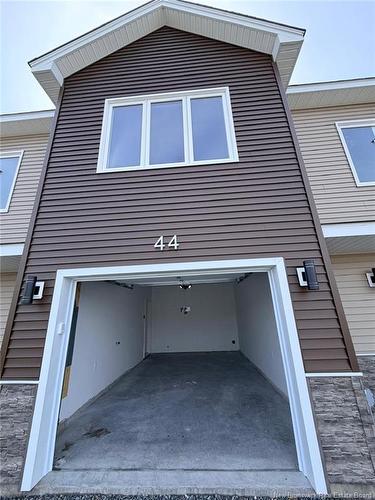 44 Ocean Dr, Saint John, NB 