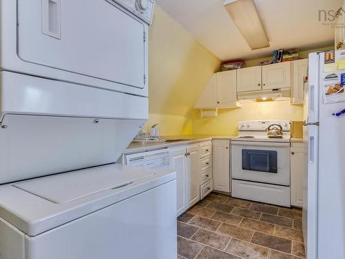6090 Coburg Road, Halifax, NS 