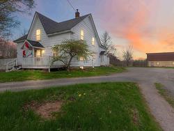 2622 Black Rock Road  Grafton, NS B0P 1V0