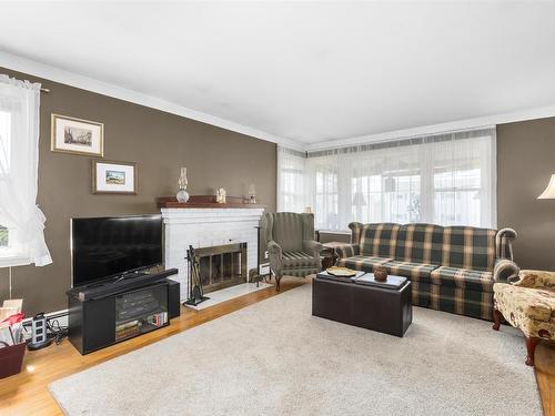 8 Curley Drive, Dartmouth, NS 