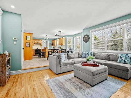 75 Rochester Drive, Hammonds Plains, NS 