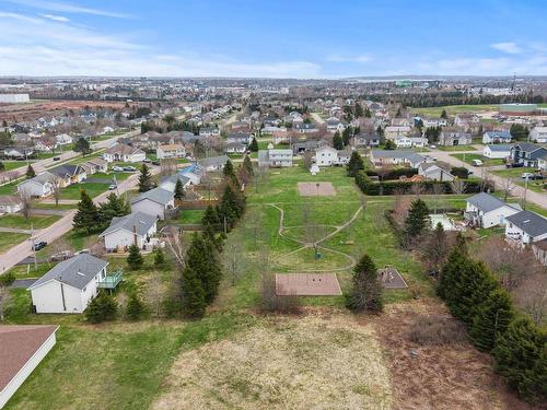 2 Kenwood Circle, Charlottetown, PE 