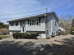39 Nancys Way  Hamilton Road, NS B0K 2A0