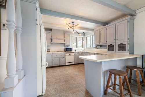 Cuisine - 541 1Er Rang E., Sainte-Christine, QC - Indoor Photo Showing Kitchen
