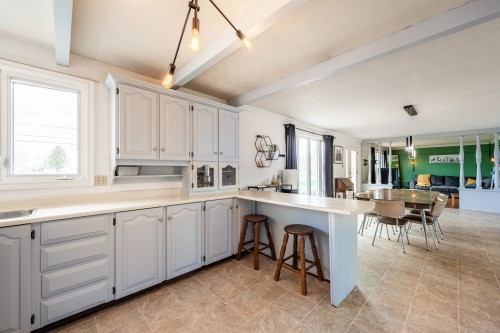 Cuisine - 541 1Er Rang E., Sainte-Christine, QC - Indoor Photo Showing Kitchen
