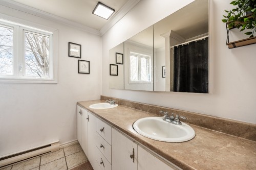 Salle de bains - 541 1Er Rang E., Sainte-Christine, QC - Indoor Photo Showing Bathroom
