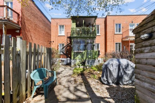 Back of Structure - 330  - 332 Av. Westminster N., Montréal-Ouest, QC - Outdoor With Exterior