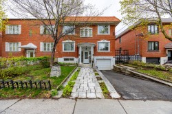 4913  - 4915 Av. Cumberland  Montréal (Côte-Des-Neiges/Notre-Dame-De-Grâce), QC H4V 2N5