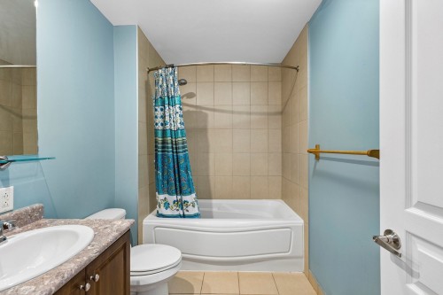 Salle de bains - 406-1500 Rue St-Louis, Montréal (Saint-Laurent), QC - Indoor Photo Showing Bathroom