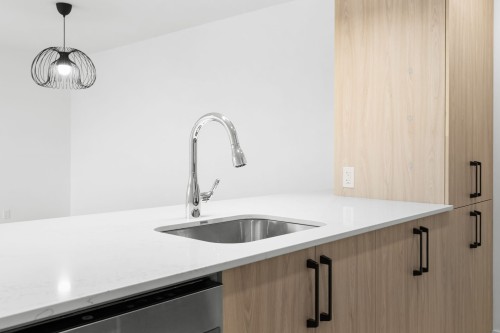 Cuisine - 6-1369 Rue Notre-Dame, L'Ancienne-Lorette, QC - Indoor Photo Showing Kitchen
