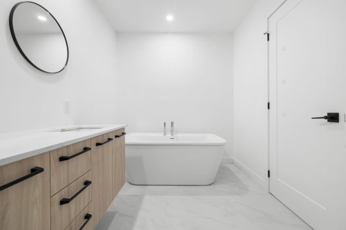 Salle de bains - 6-1369 Rue Notre-Dame, L'Ancienne-Lorette, QC - Indoor Photo Showing Bathroom