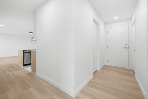 Hall d'entrée/Vestibule - 6-1369 Rue Notre-Dame, L'Ancienne-Lorette, QC - Indoor Photo Showing Other Room