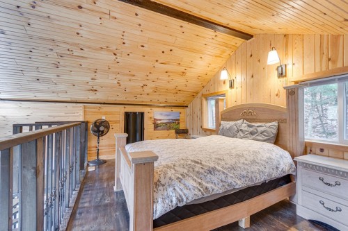 Chambre à coucher principale - 9 Ch. Du Lac-Morin, Bowman, QC - Indoor Photo Showing Bedroom