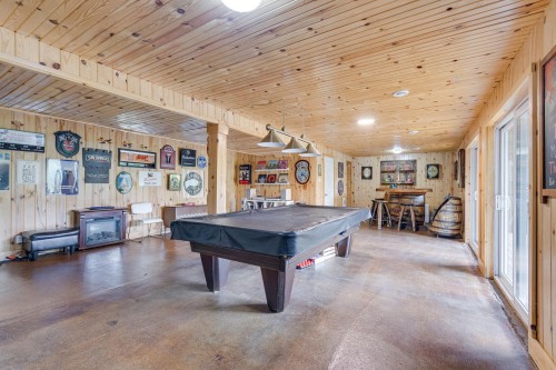 Salle familiale - 9 Ch. Du Lac-Morin, Bowman, QC - Indoor Photo Showing Other Room