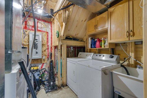 Salle de lavage - 9 Ch. Du Lac-Morin, Bowman, QC - Indoor Photo Showing Laundry Room