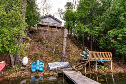 Bord de l'eau - 9 Ch. Du Lac-Morin, Bowman, QC - Outdoor With Deck Patio Veranda