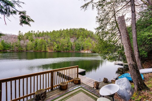 Bord de l'eau - 9 Ch. Du Lac-Morin, Bowman, QC - Outdoor With Body Of Water