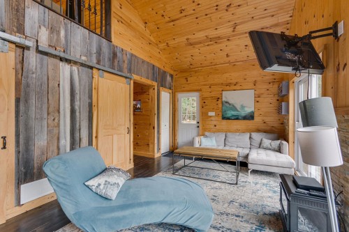 Salon - 9 Ch. Du Lac-Morin, Bowman, QC - Indoor Photo Showing Living Room