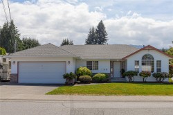 1148 Cloke Rd Ladysmith, BC V9G 1P8