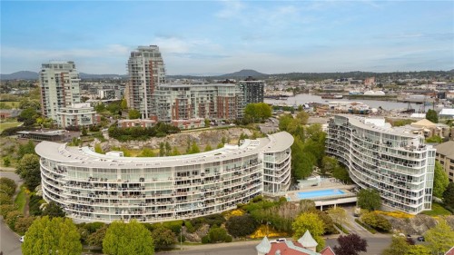 120-68 SONGHEES Rd  Victoria, BC V9A 0A3