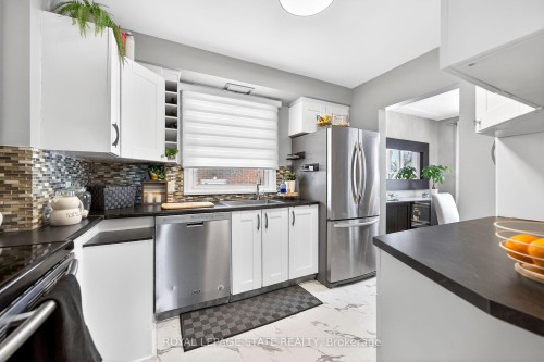 624 Upper Ottawa Street, Hamilton, ON - Indoor Photo Showing Kitchen With Double Sink
