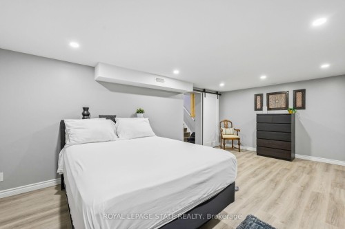 624 Upper Ottawa Street, Hamilton, ON - Indoor