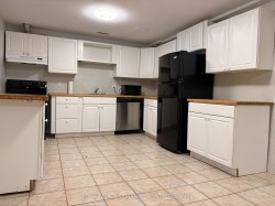 Bsmt-885 Runningbrook Drive  Mississauga, ON L4Y 2S4