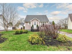 96 Leslie ST Moncton, NB E1C 6M5