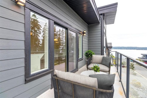 4230 Skye Rd, Ladysmith, BC 