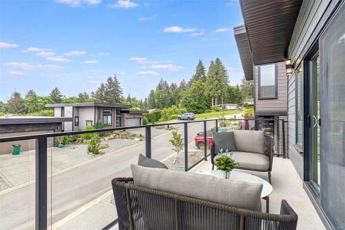 4230 Skye Rd, Ladysmith, BC 