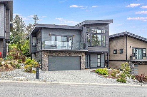 4230 Skye Rd, Ladysmith, BC 