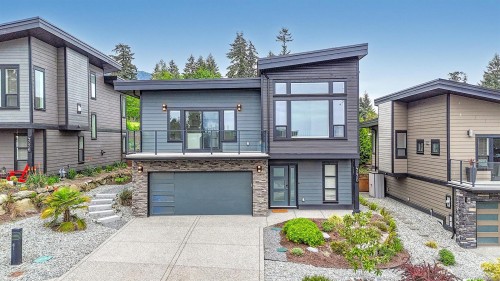 4230 Skye Rd, Ladysmith, BC 