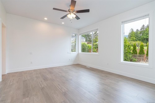 4230 Skye Rd, Ladysmith, BC 