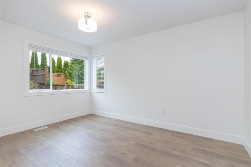 4230 Skye Rd, Ladysmith, BC 