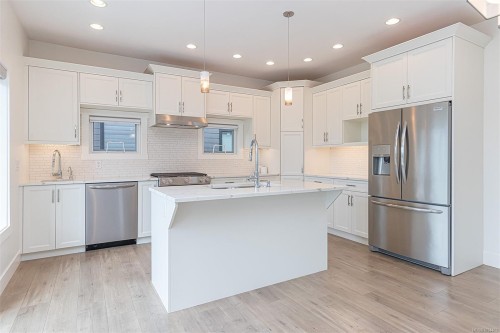 4230 Skye Rd, Ladysmith, BC 