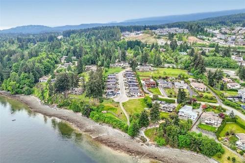 4230 Skye Rd, Ladysmith, BC 