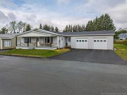 20 Scout ST Grand Falls, NB E3Y 1B1