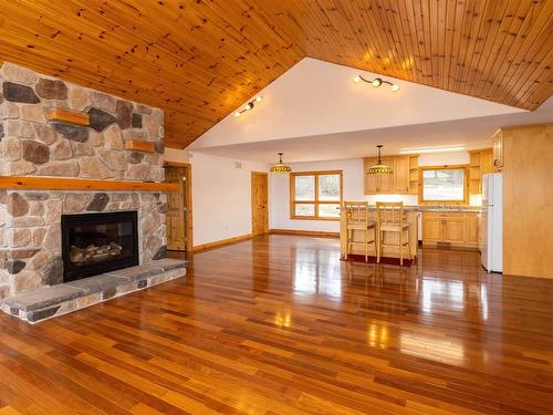 477 Highway 586, Thunder Bay, ON - Indoor Photo Showing Living Room With Fireplace