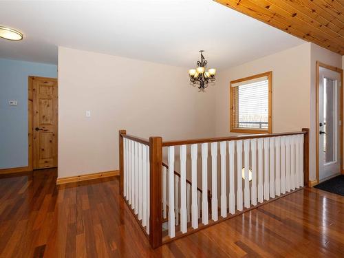 477 Highway 586, Thunder Bay, ON - Indoor Photo Showing Other Room