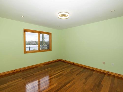 477 Highway 586, Thunder Bay, ON - Indoor Photo Showing Other Room