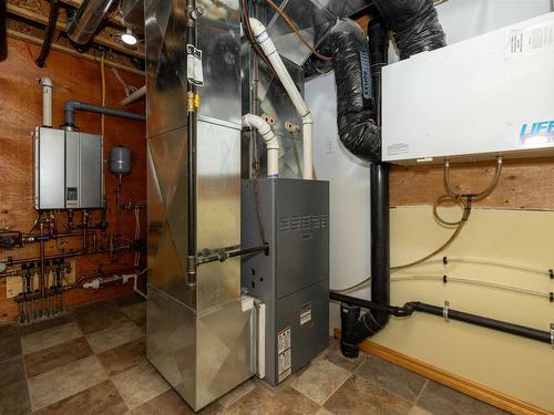 477 Highway 586, Thunder Bay, ON - Indoor Photo Showing Basement