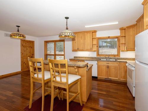 477 Highway 586, Thunder Bay, ON - Indoor