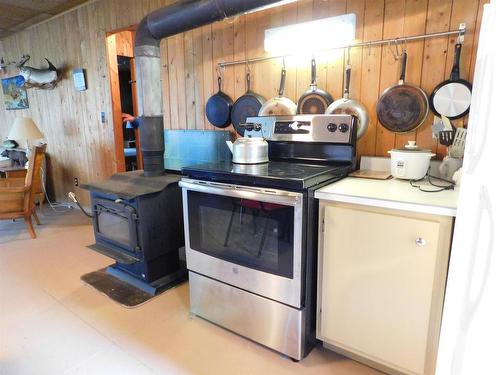150 White Wing Road, Ear Falls, ON - Indoor